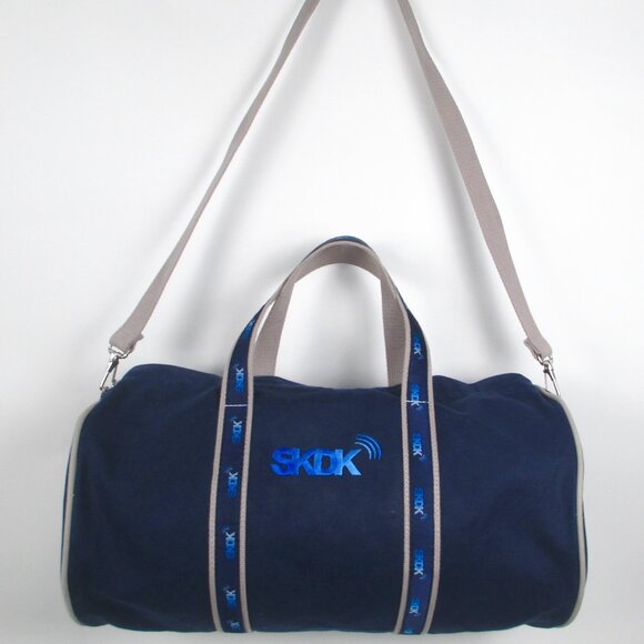 WARDEN BROOKS NEW YORK CANVAS DUFFEL BAG - Picture 1 of 16